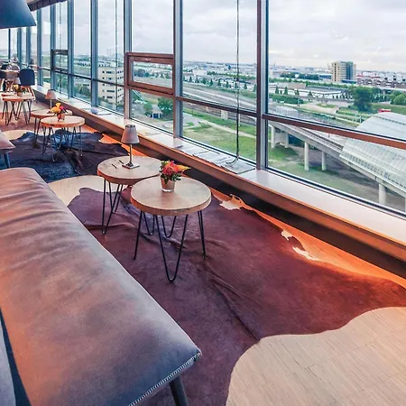 Mercure Sloterdijk Station Hotel