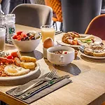 阿姆斯特丹斯劳特戴克站美居酒店 酒店 4*