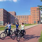 阿姆斯特丹斯劳特戴克站美居酒店 酒店 4*