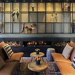 阿姆斯特丹斯劳特戴克站美居酒店 4*