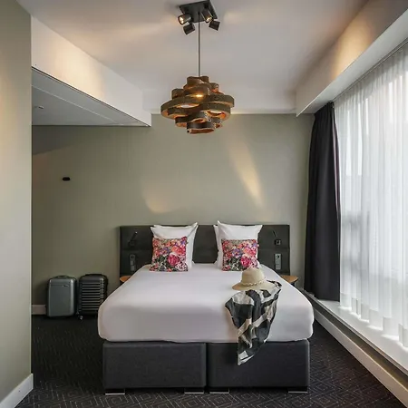 Mercure Sloterdijk Station 4*