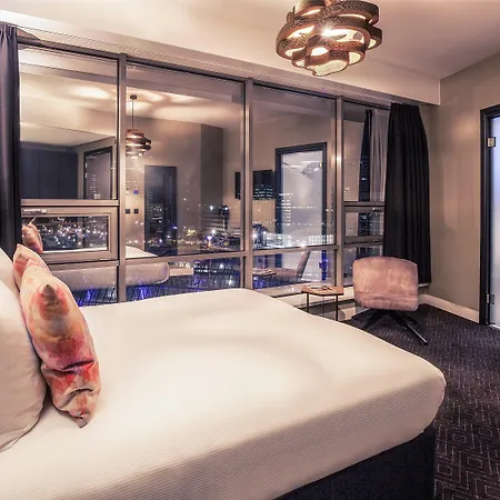 Mercure Sloterdijk Station Hotell 4*