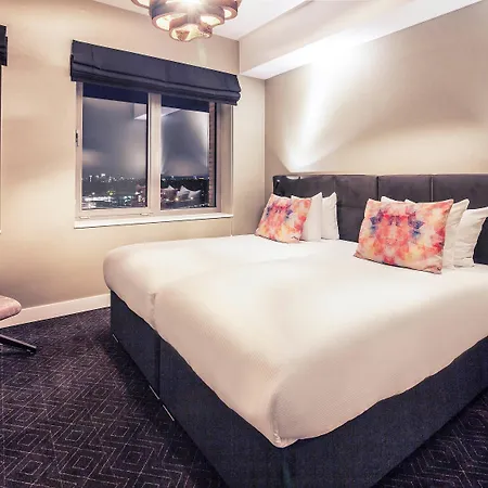 Mercure Sloterdijk Station 4*