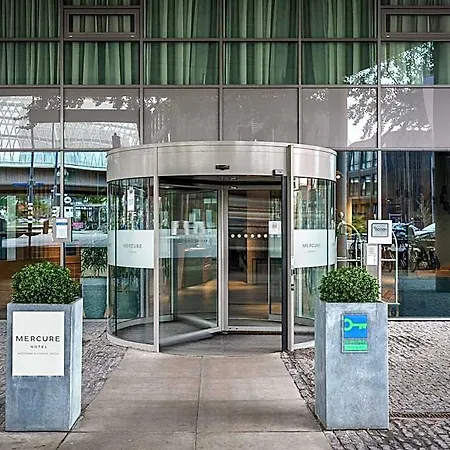 Hotel Mercure Sloterdijk Station 4*
