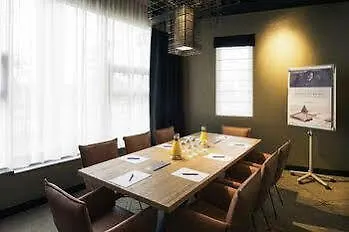 阿姆斯特丹斯劳特戴克站美居酒店 酒店 4*