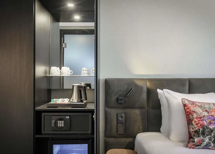 酒店 阿姆斯特丹斯劳特戴克站美居酒店