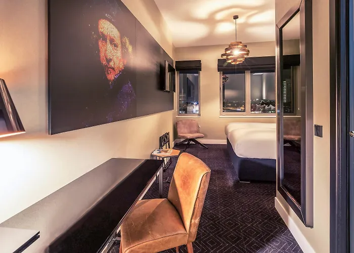 Hotel Mercure Sloterdijk Station 4*