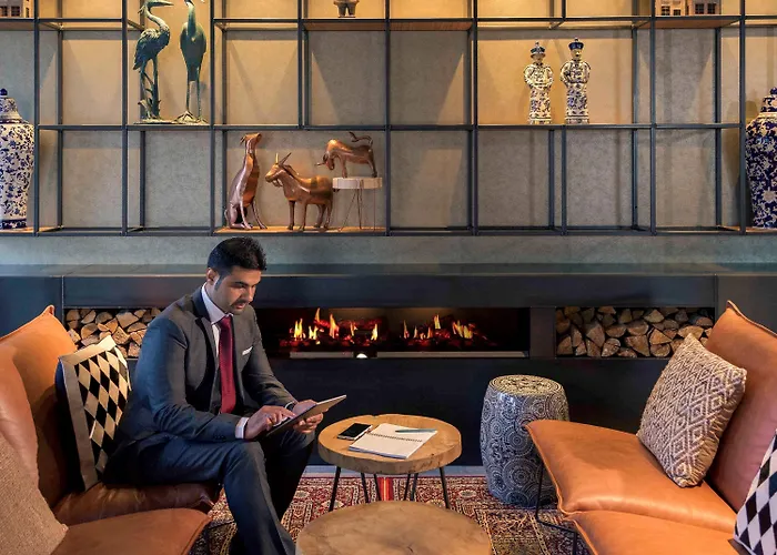 Mercure Sloterdijk Station Hotel