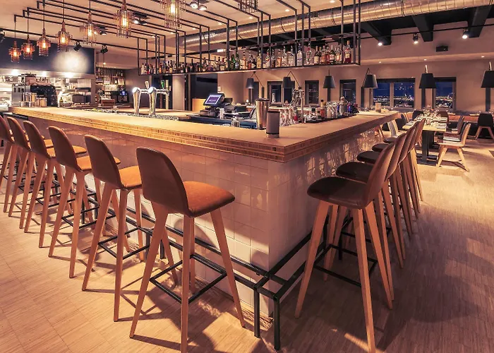 阿姆斯特丹斯劳特戴克站美居酒店 酒店 4*