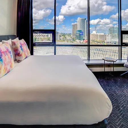 Mercure Sloterdijk Station Hotel